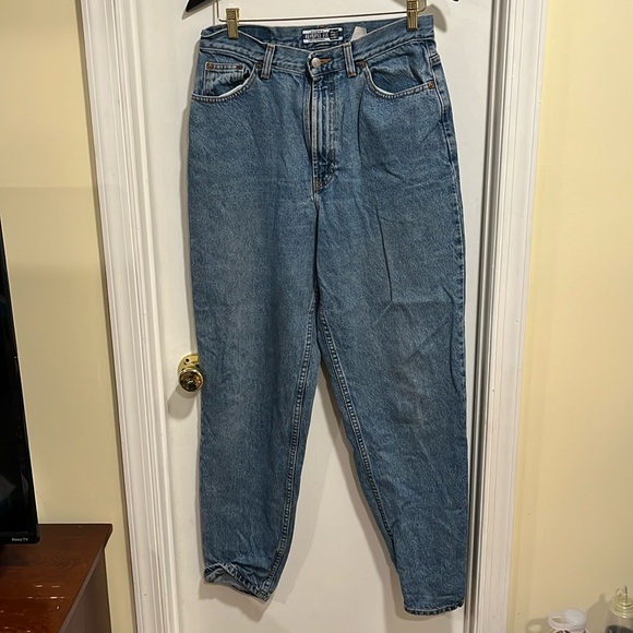 Denim - Women’s 12 Reg vintage jeans reverse fit